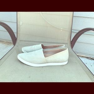 Beige loafers